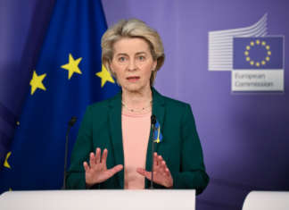 Ursula von der Leyen, 5° pacchetto di sanzioni alla Russia