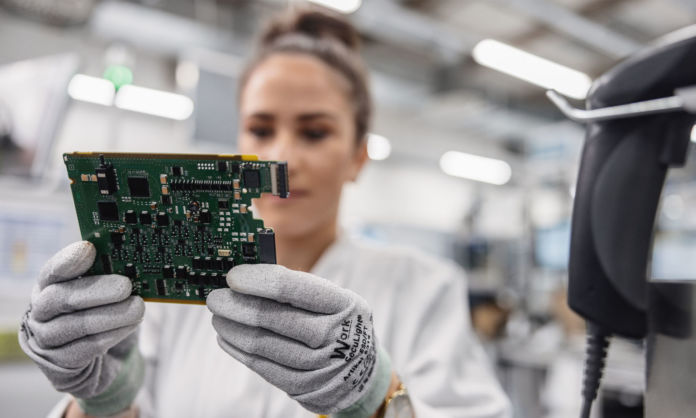 Siemens aderisce alla Semiconductor Education Alliance